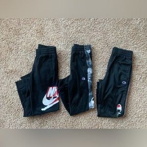 Boys size 8 sweatpants